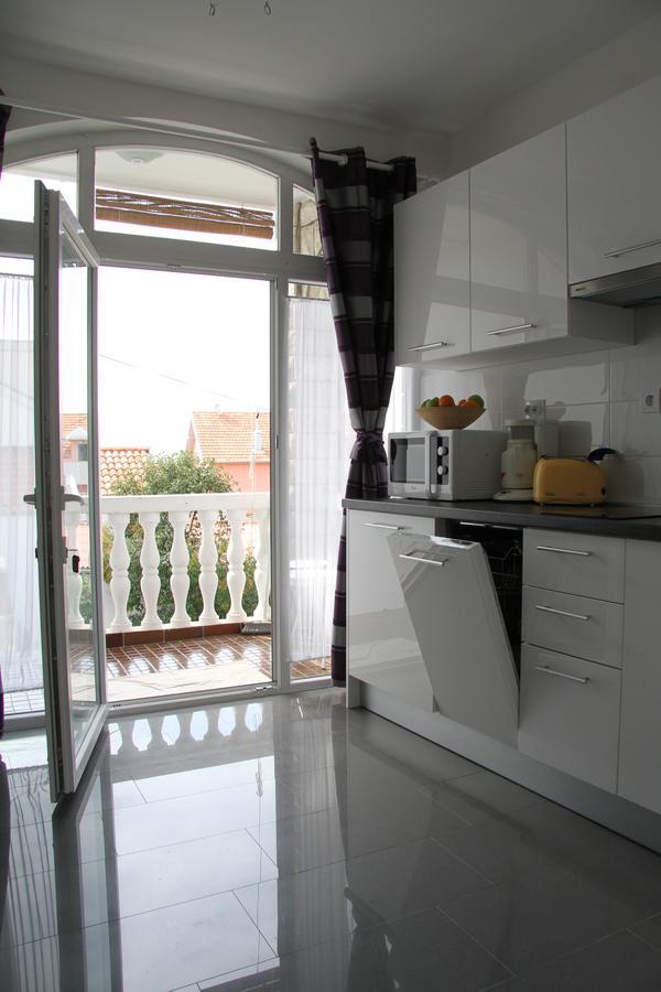 Apartment Paula With Private Jacuzzi And Parking- Near The Beach Zadar Luaran gambar