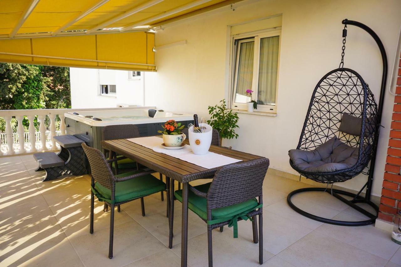 Apartment Paula With Private Jacuzzi And Parking- Near The Beach Zadar Luaran gambar