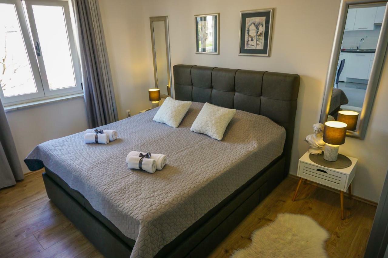 Apartment Paula With Private Jacuzzi And Parking- Near The Beach Zadar Luaran gambar